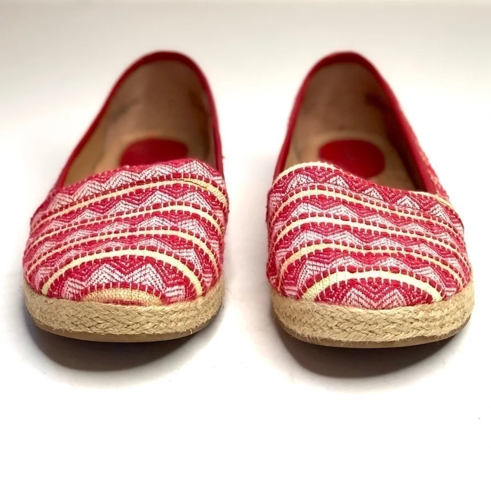 boc red geometric fabric espadrilles loafers 8